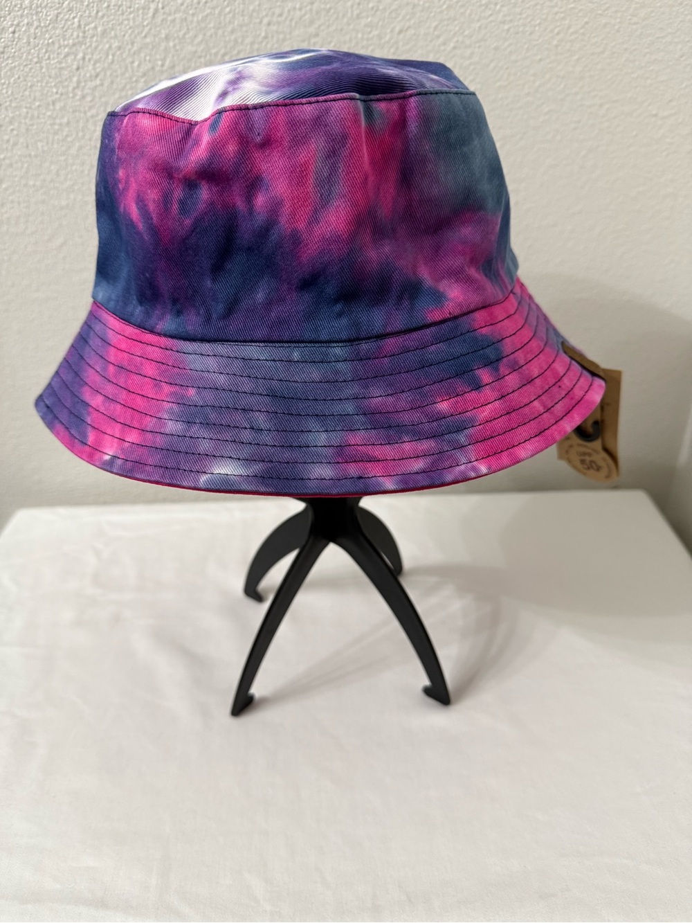CC Reversible Bucket Sun Hat – Tie Dye Navy & Hot Pink | UPF 50+ UV Protection